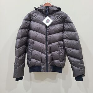 Triple Fat Goose Mens Down Puffer Bomber Jacket Medium Olive Green Hooded Arctic